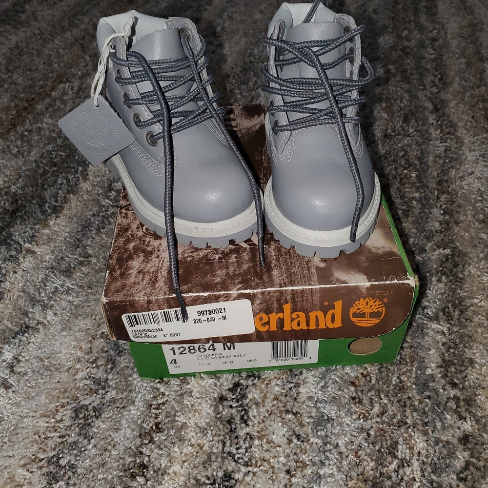 Size 4 toddler timberlands